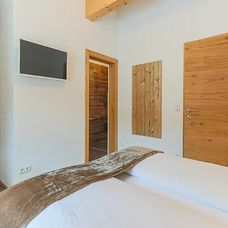 Brixen Near Lift, Cleaning Included Apartment Brixen im Thale