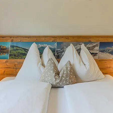 Brixen Near Lift, Cleaning Included * Brixen im Thale