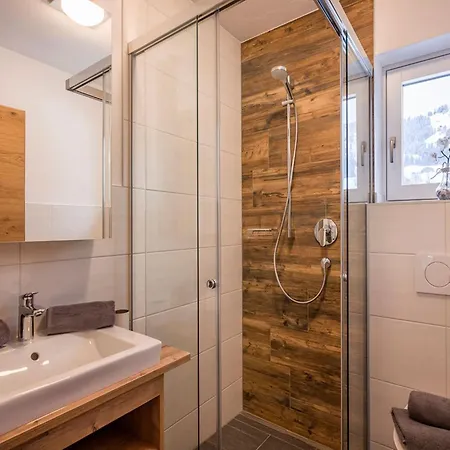 Brixen Near Lift, Cleaning Included * Brixen im Thale